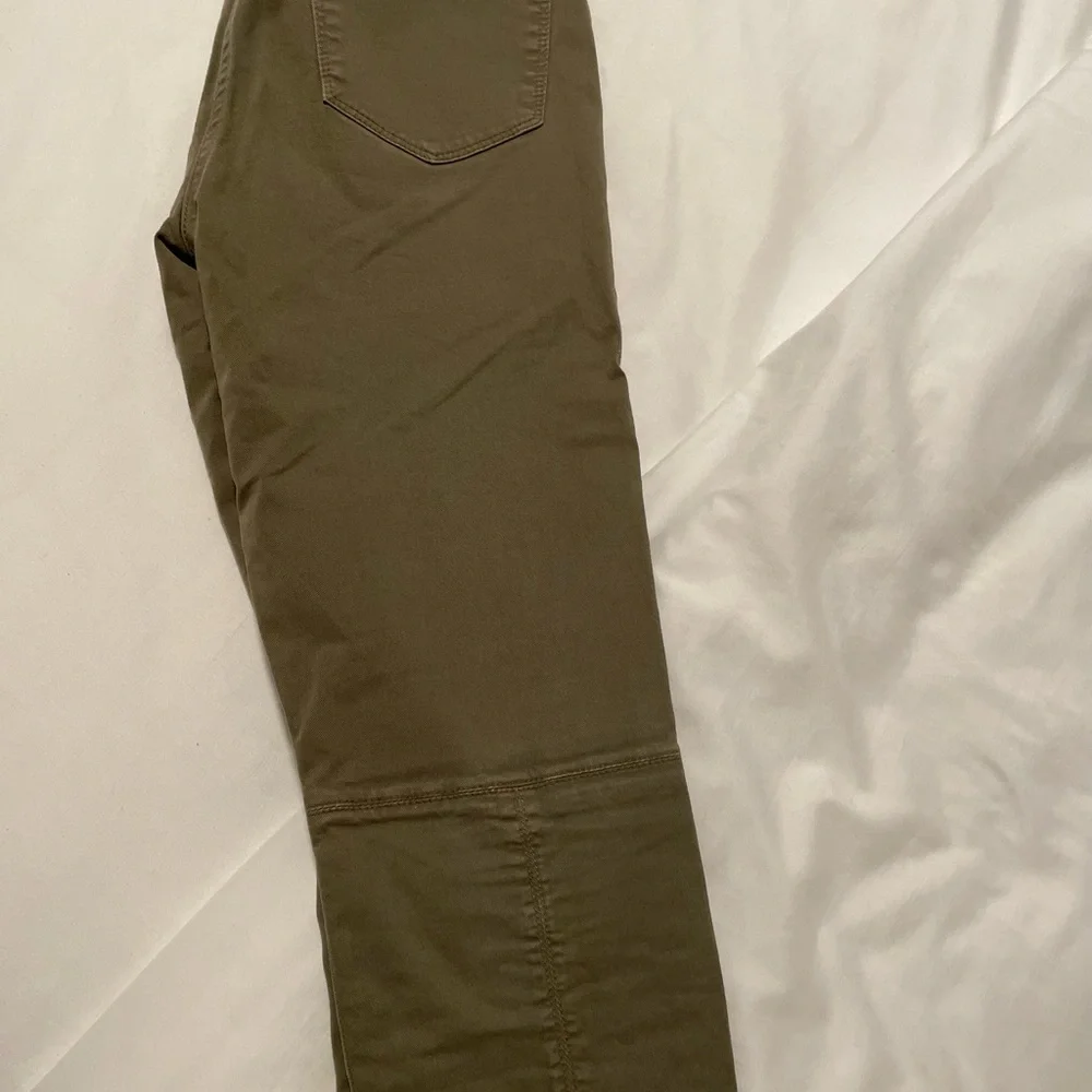 J Crew Olive Pants - Picture 3 of 5